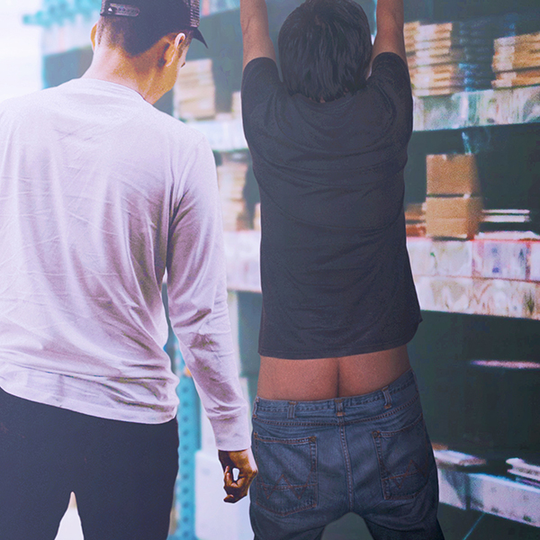 The warehouse worker with his pants sagging and buttcrack exposed.